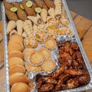 Festin Varié : Le Plateau Prestige en Aluminium